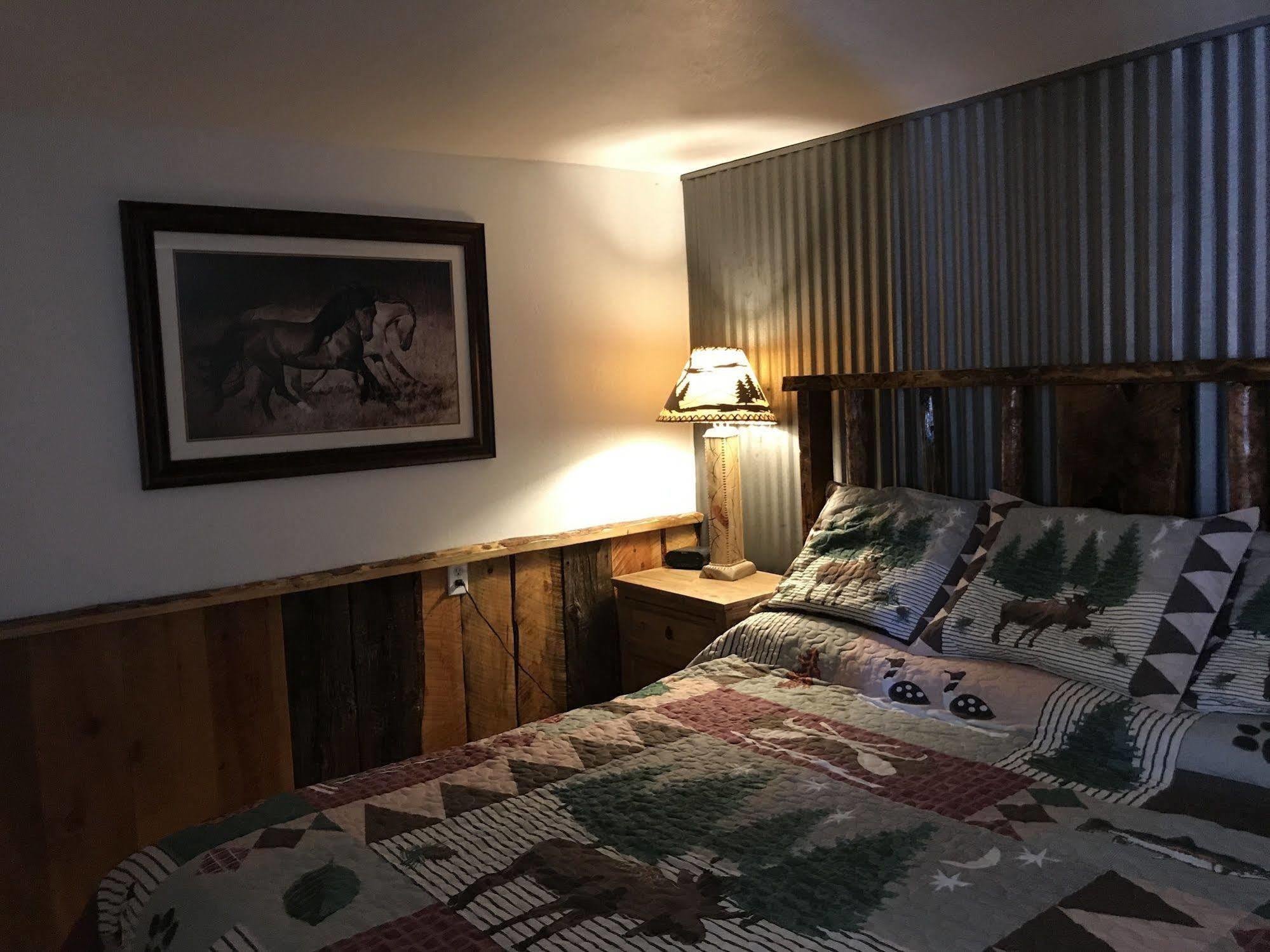 Motel Sinawav Trail