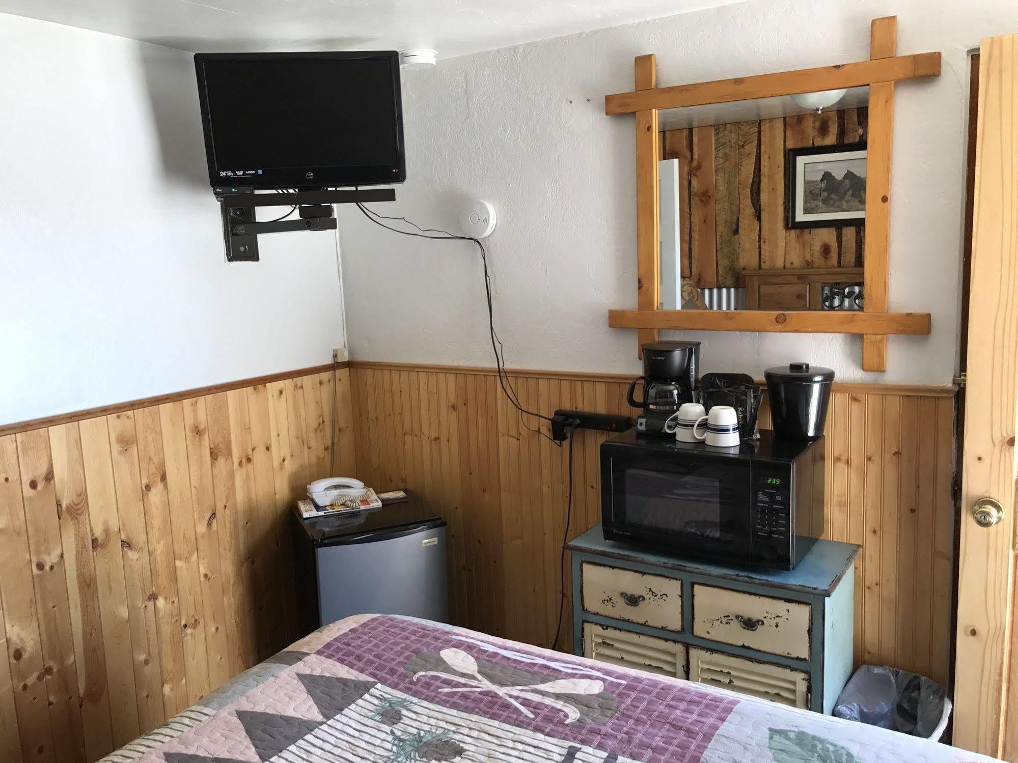 Sinawav Trail Motel