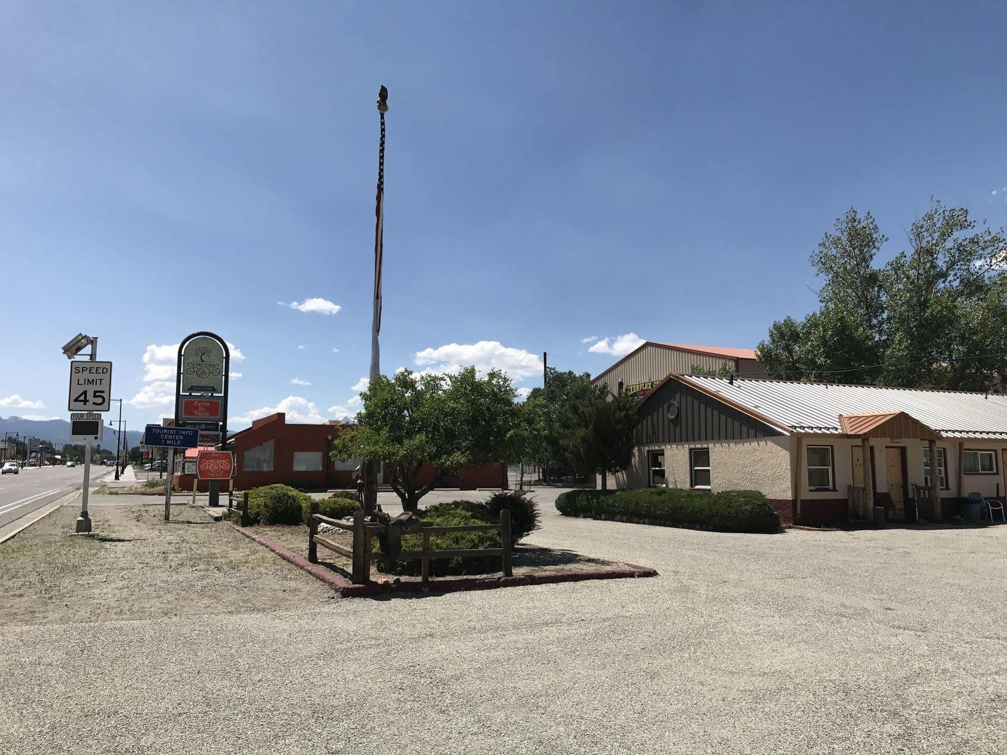 Motel Sinawav Trail *